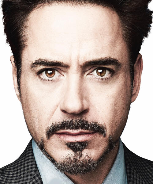 Robert Downey Jr sizce yakışıklı mı?