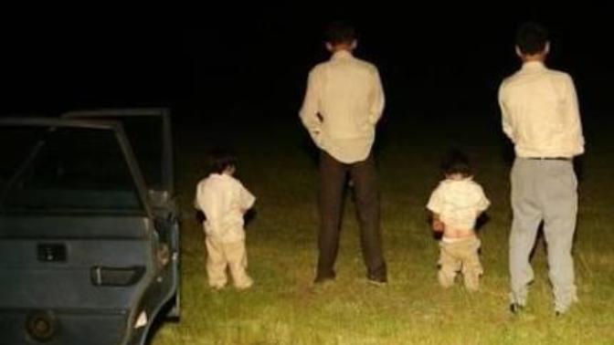 Yolda işeyen birini görsen ne yaparsın?