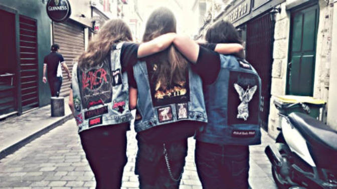 Metalci kızlar? poser lar? ne düşünüyorsunuz?