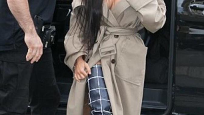 Kim Kardashian ilk defa makyajsız poz verdi. Gene güzel diyor musunuz?