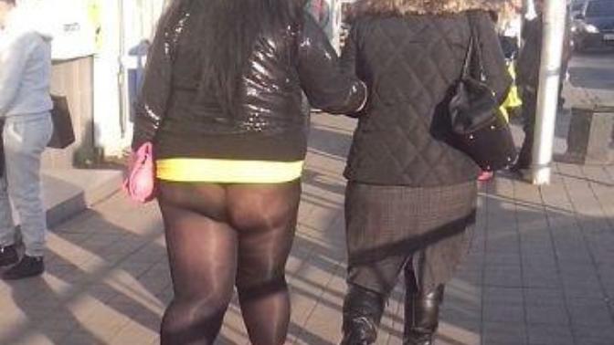 Kilolu kadınların tayt giymesini nasıl buluyorsunuz?