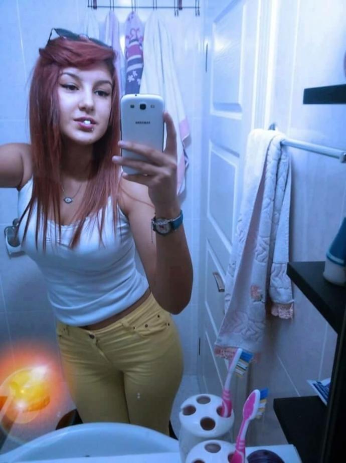 Fake hesaplarda sıkça gördüğüm hatun kim ?