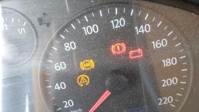 Volkswagen carvelle uyarı ışıkları bilen?
