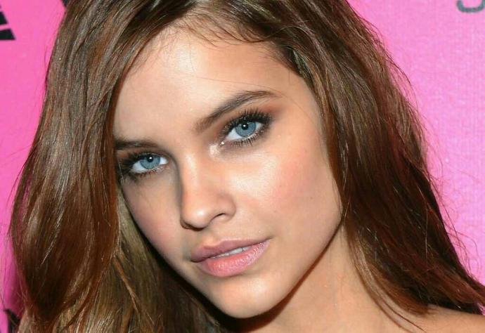 Shakira mı Barbara Palvin mi?