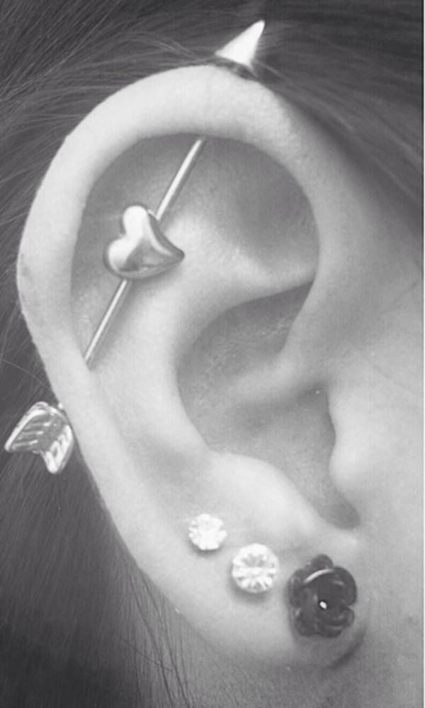 Sizce kulağıma industrial piercing yaptırsam mı yaptırmasam mı?