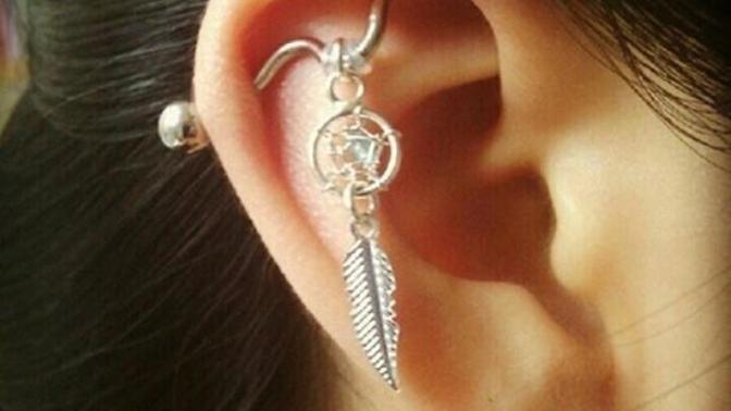Sizce kulağıma industrial piercing yaptırsam mı yaptırmasam mı?
