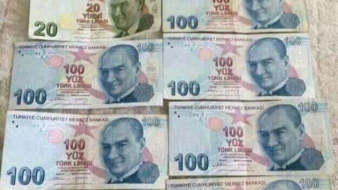 Arkadaşlar sizce burda kaç tane yüz var.. ?
Bilene 1 tepsi BAKLAVA?