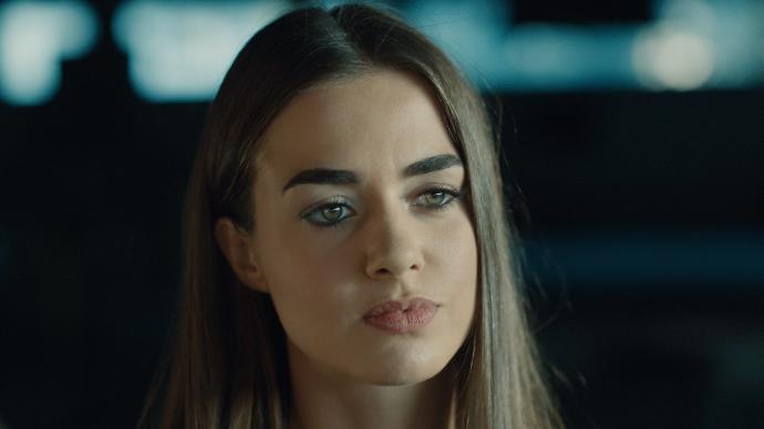Alt dudağı üst dudağına göre kalın olan kişiler sizce nasıl görünüyorlar?