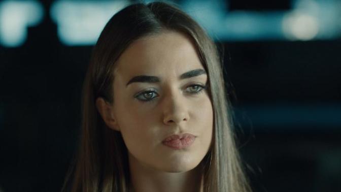 Alt dudağı üst dudağına göre kalın olan kişiler sizce nasıl görünüyorlar?