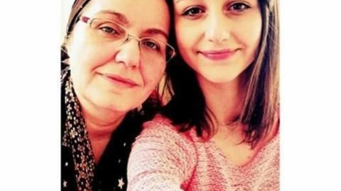 Aysenur balcinin kiz kardesinin ismini bilen varmi?