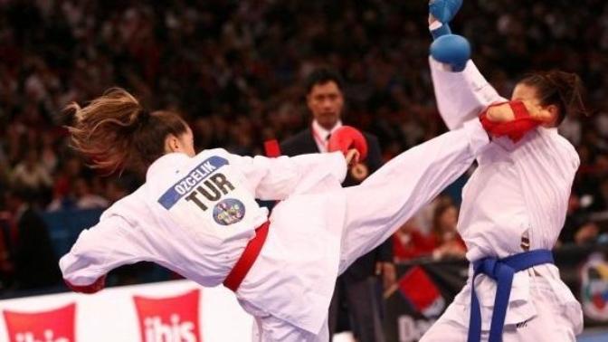 Karate bir sanat ise dayak yiyenler sanat eseri mi?