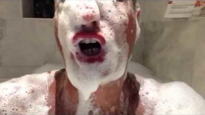 Banyo yaparken aniden sular kesilse ve siz başı köpüklü kalsanız ne yaparsınız?
