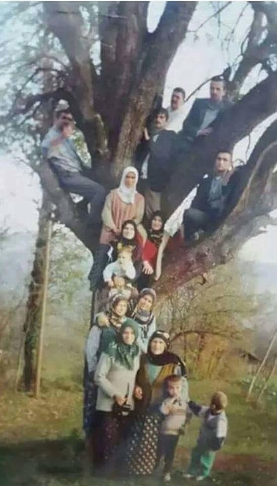 Sizinde böyle aile, sülale fotoğraflarınız var mı ? 