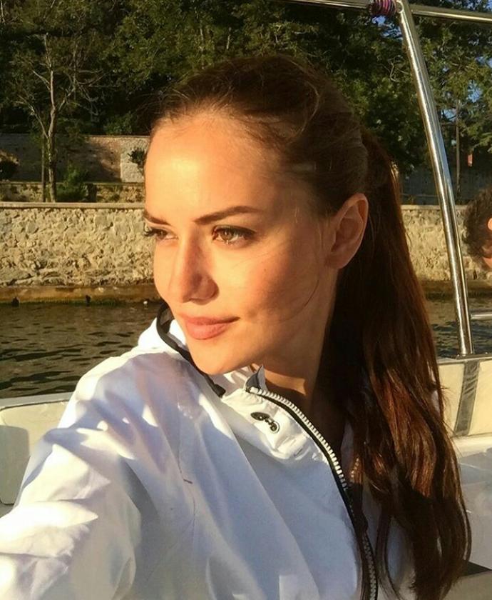 Ünlülerin güzelliğinin anahtarı sizce "para" mı?