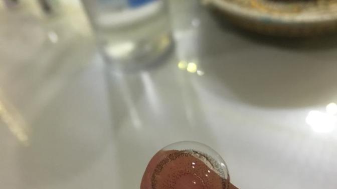 Solotica kontakt lens aldım ama çok büyük  bir  sorunum var lütfen yardım 😔?