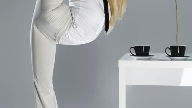Bu resimlere bakarken başka şeyler düşünen  yok mu. Herkesmi sanat yetenek olarak bakıyor. Bir sapık benmiyim :) ?