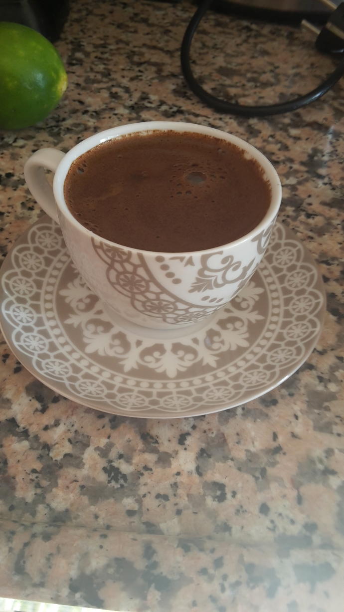 Tek başına kahve içilir mi??