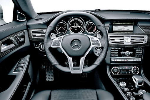 Mercedes CLS 500 mü Maserati Ghibli mi?