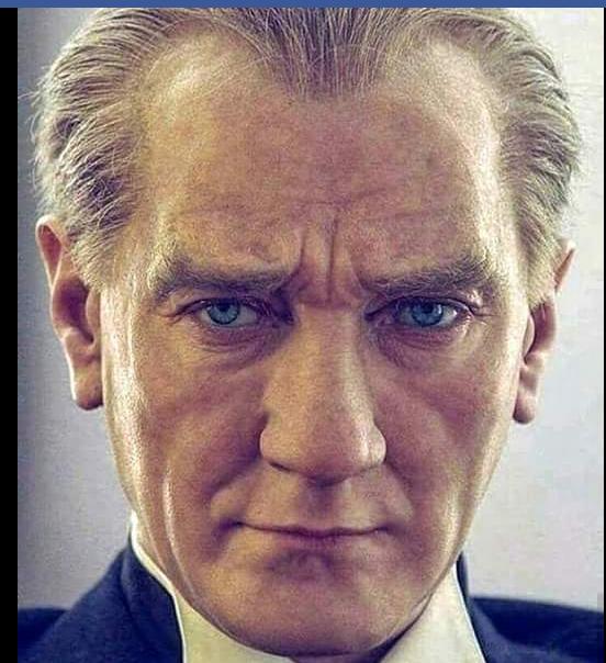 Atatürk'ün bu fotoğrafını görmüşmüydünüz? İnanılmaz 😊🙎👦 güzel?