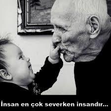 İnsan en çok severken insandır. Katılıyormusunuz bu söze ?