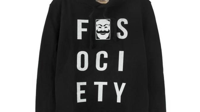 Kızlar erkeklerde kapşonlu sweatshirt nasıl duruyor sizce görüşleriniz?