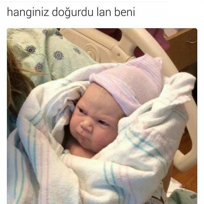 Bebeğinizi ilk kez kucağınıza aldığınızda böyle bir bakışla karşılaşsanız ne hissedersiniz ?