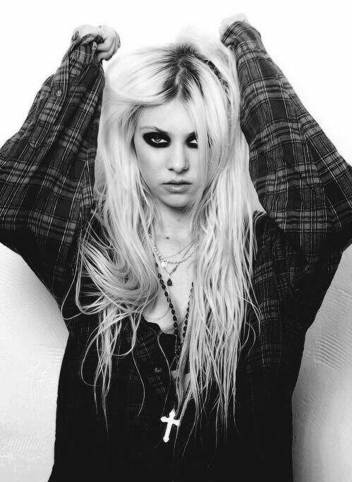 Taylor momsen'ı nasıl buluyorsunuz?