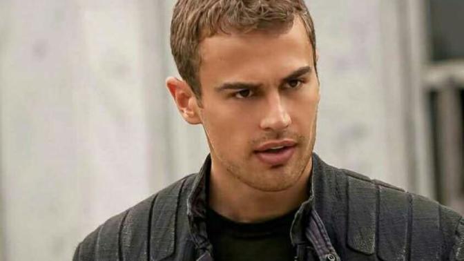 Underworld 5 filminde Bradley James ve Theo James birlikte rol alacaklarmış sizce nasıl olur?