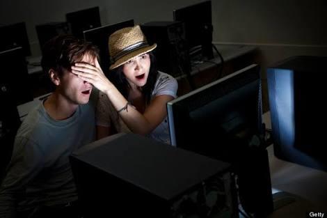 Ülkemizde de PornHub, XVIDEOS gibi sitelere direkt giriş serbest olmalı mı?