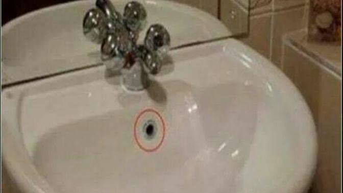 Lavabolardaki bu delik ne işe yarıyor?