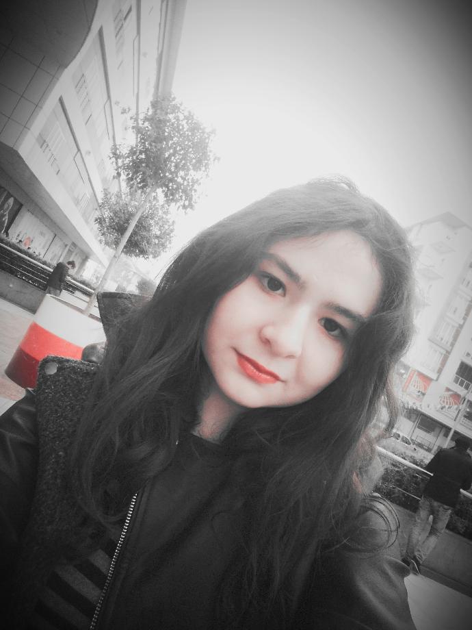 Erkekler, Erkekler benim gibi tipsiz  bir  kizla kanki olmak ister mi?