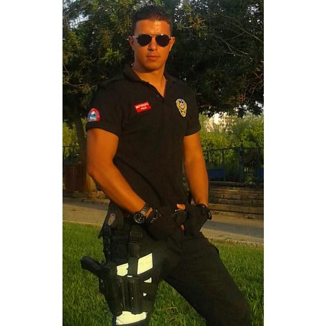 Kızlar Türk Polisi Nasıldır?