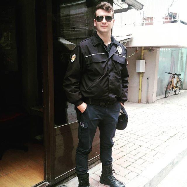 Kızlar Türk Polisi Nasıldır?