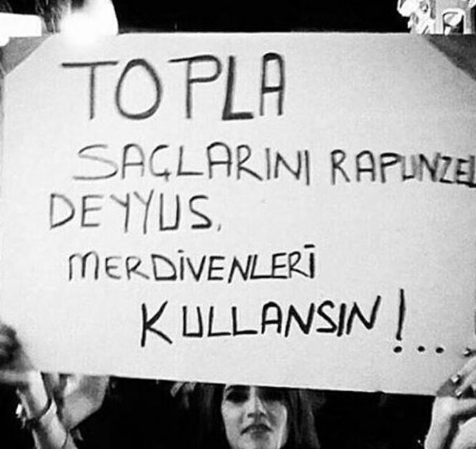 Kadınlar, erkeklere çok mu yüz veriyor?