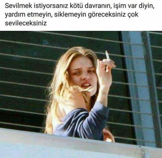 İnsan neden kendisini sevmeyen birini sever?