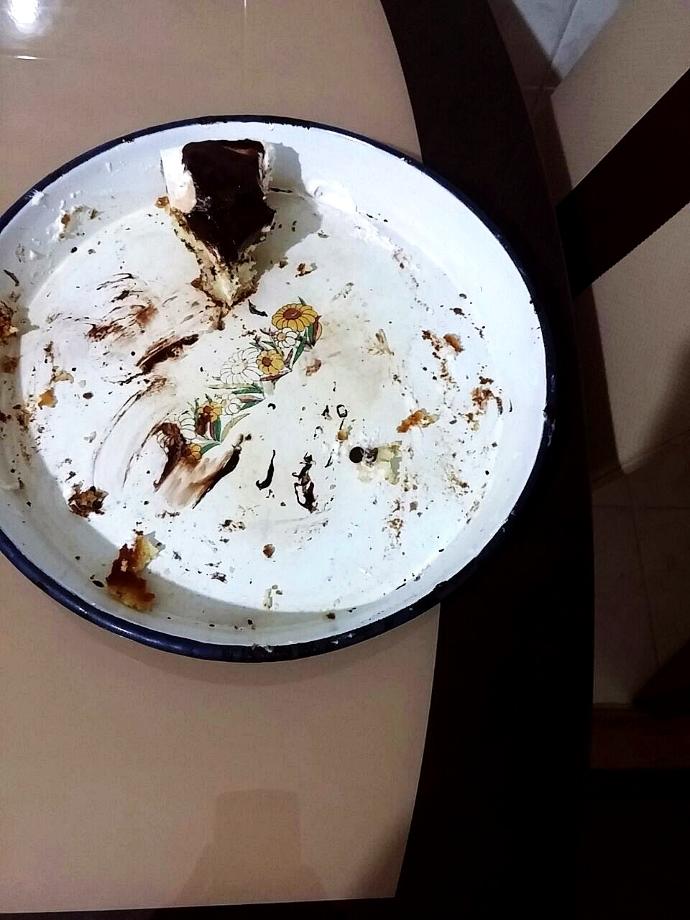 Abimin bana bıraktığı pasta payı nasıl <3 <3 (koca yürekli abi içerir) ?