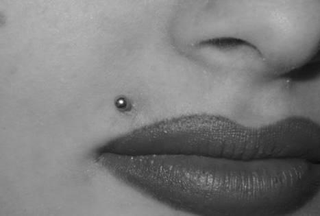 Arkadaslar piercing yaptirmak istiyorum tavsiyeleriniz neler yakisir mi sizce?