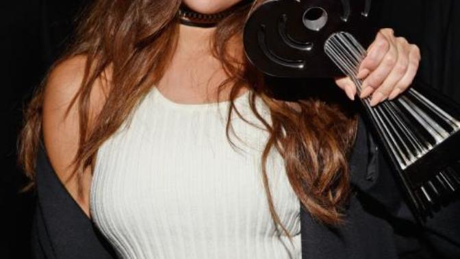 Selena Gomez mi Ariana Grande mi?