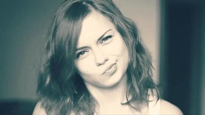 Bir kızın masum görünmesi mi yoksa seksi görünmesi mi daha hoş?