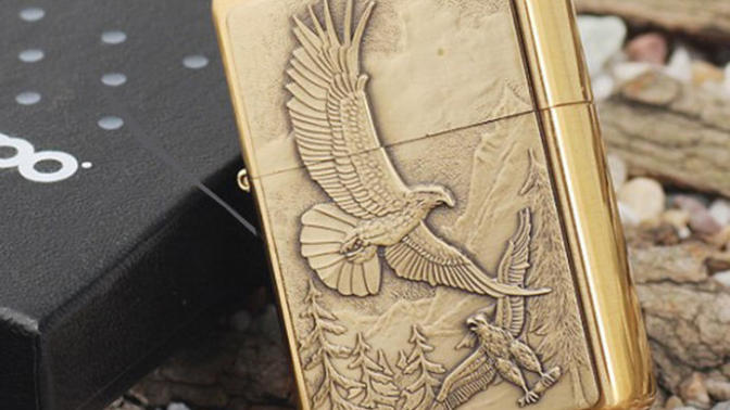 Resimdeki Zippo Çakmak?