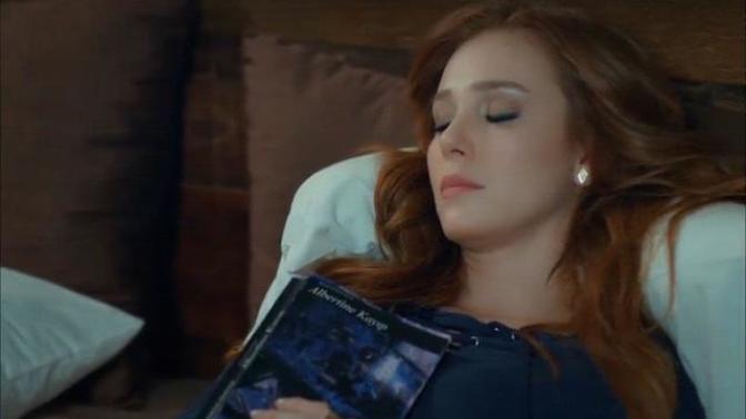 Kiralık Aşk dizisinde bahsedilen 'Albertine Kayıp' kitabı yok satıyor, kitapların dizide popülerleşme furyası mı başlıyor?