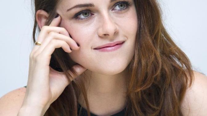 Kristen stewart ın farklı havası hakkında ne düşünüyorsunuz (görselli)?