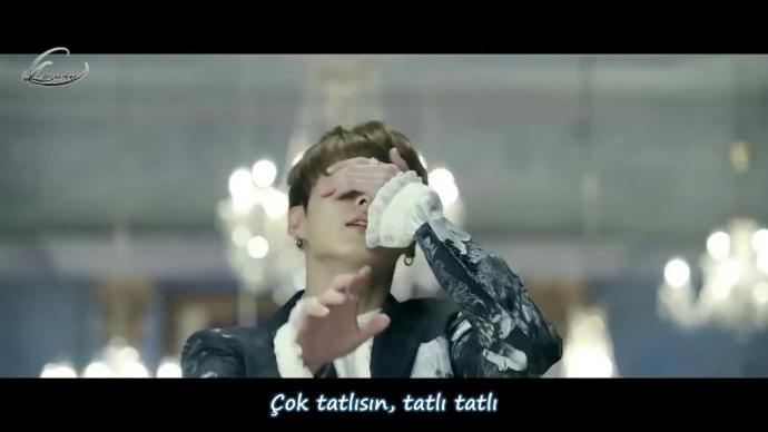 sizce kpop sarkilari güzel mi?dinleyen var mi??