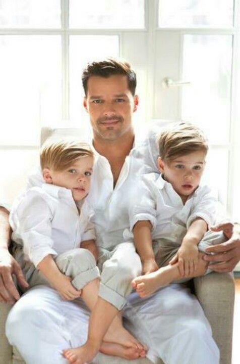 Ricky Martin Kürt kökenli İsveçli ressam sevgilisi Jwan (Civan) Yosef ile nişanlandı ne düşünüyorsunuz (resimli)?