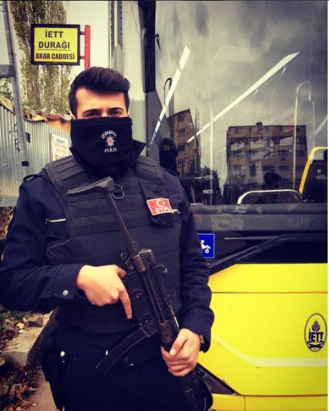 Polis olan biriyle evlenmek ister miydiniz?