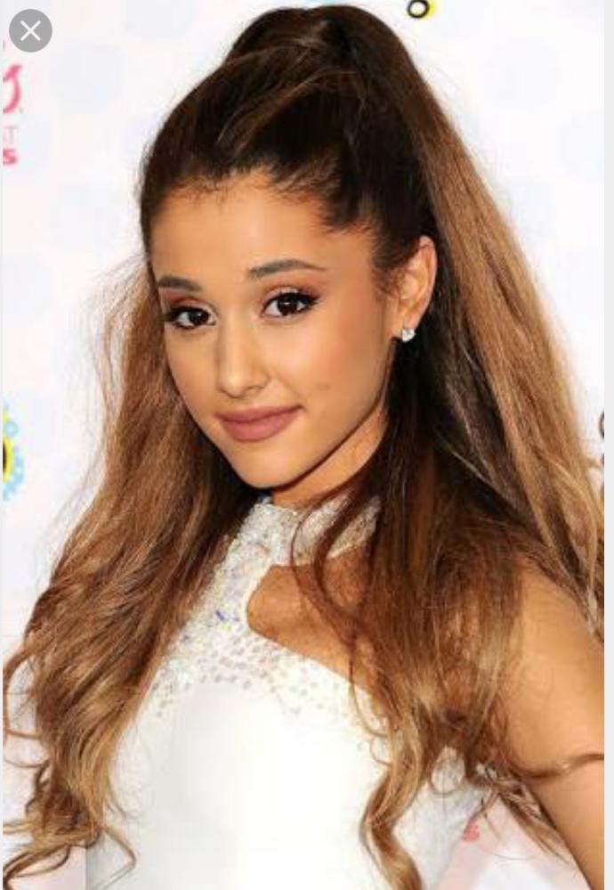 Sizce Ariana Grande güzel mi ?