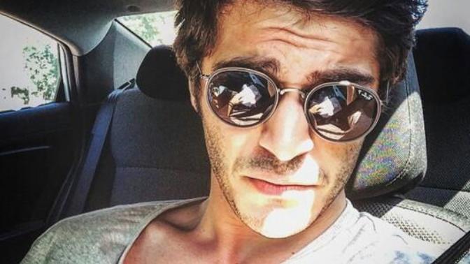 Burak Deniz'i çok seviyorum?