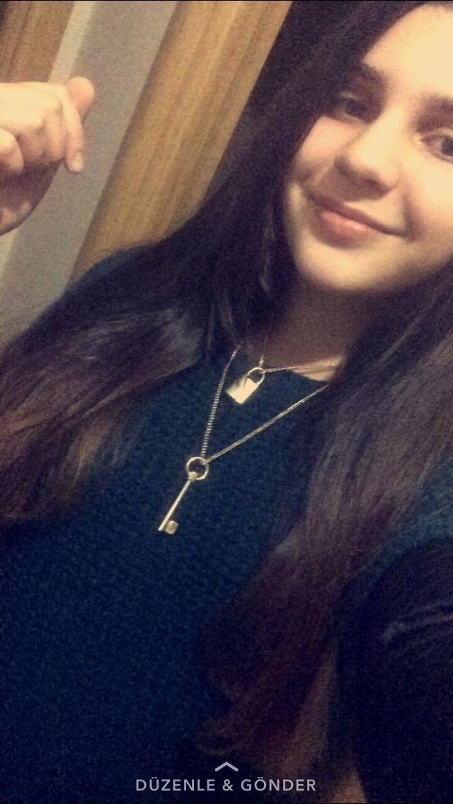Bu çocuk bana bakar mı?