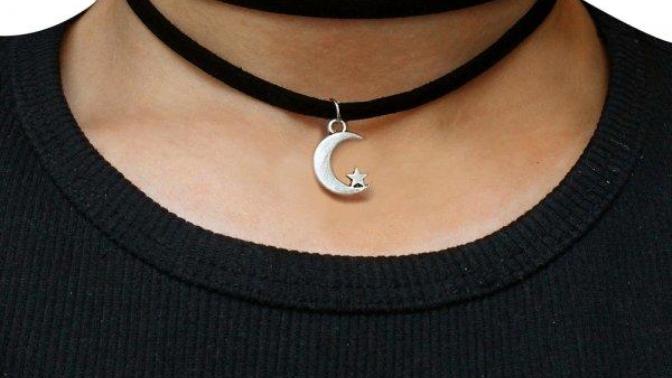Tasma kolye takan kızları nasıl buluyorsunuz?