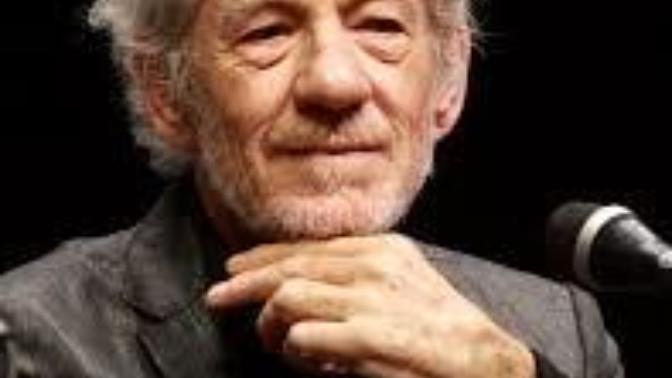 Vaaay be Gandalf Gay miş Ne düşünüyorsunuz?